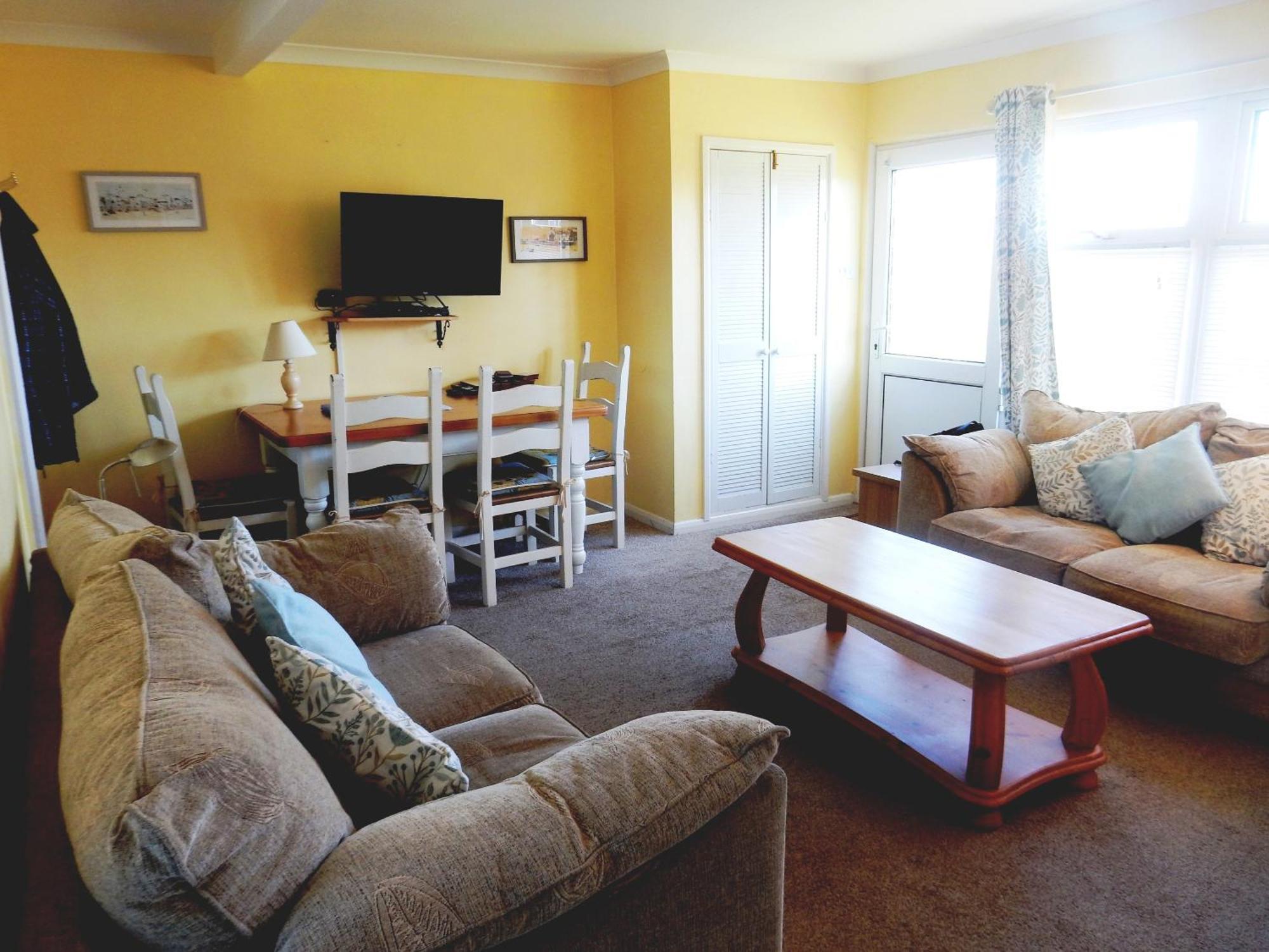 Sheena'S Dartmouth Chalets Extérieur photo